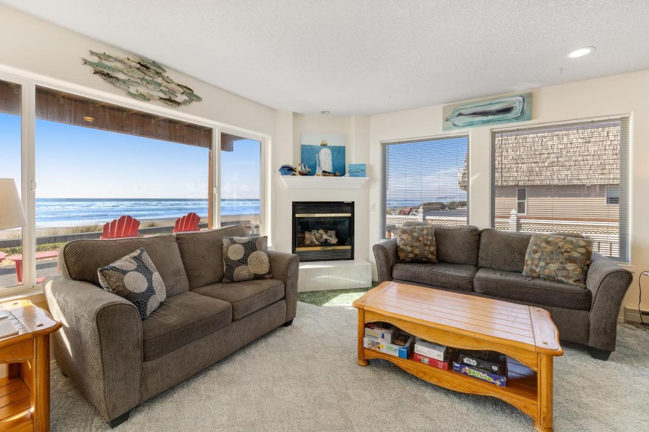 Ace'S Beach House Rockaway Beach Bagian luar foto