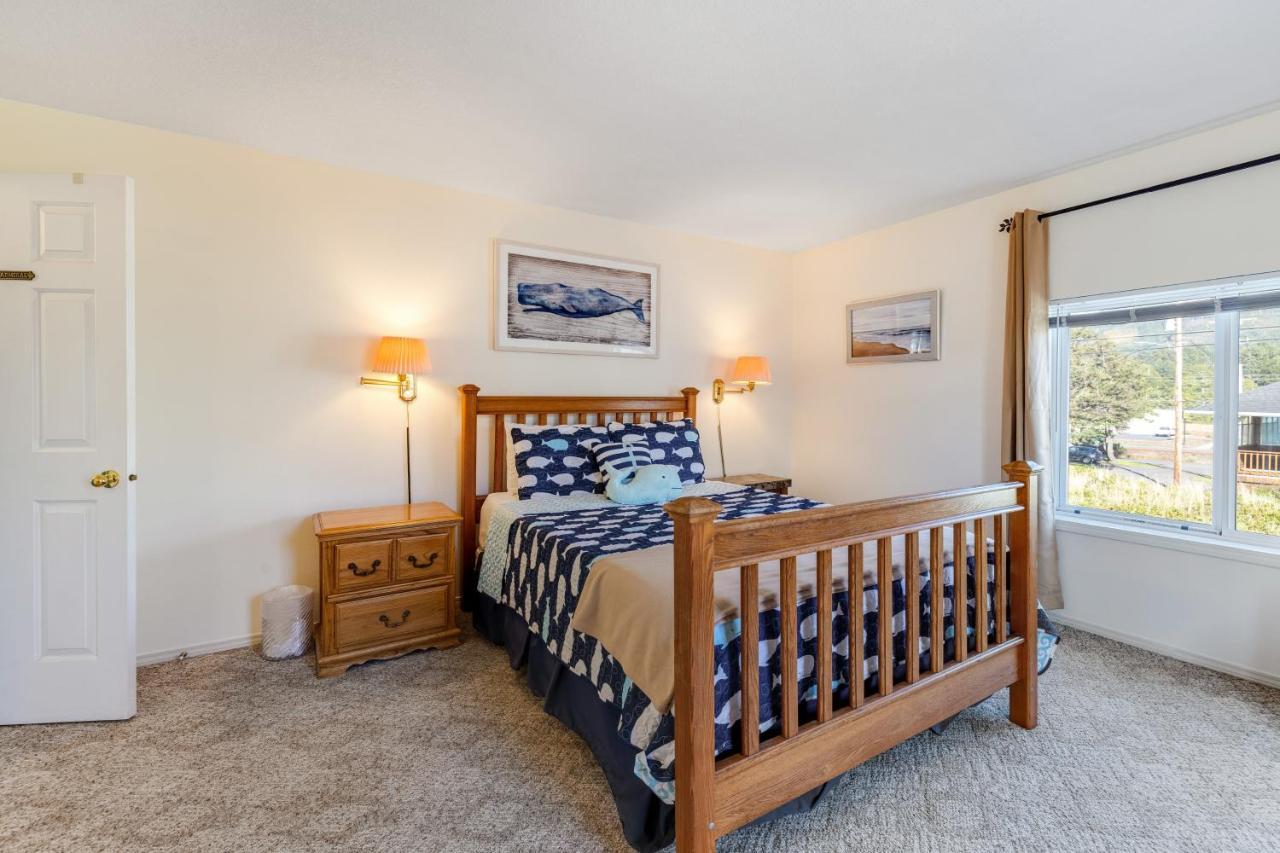 Ace'S Beach House Rockaway Beach Bagian luar foto