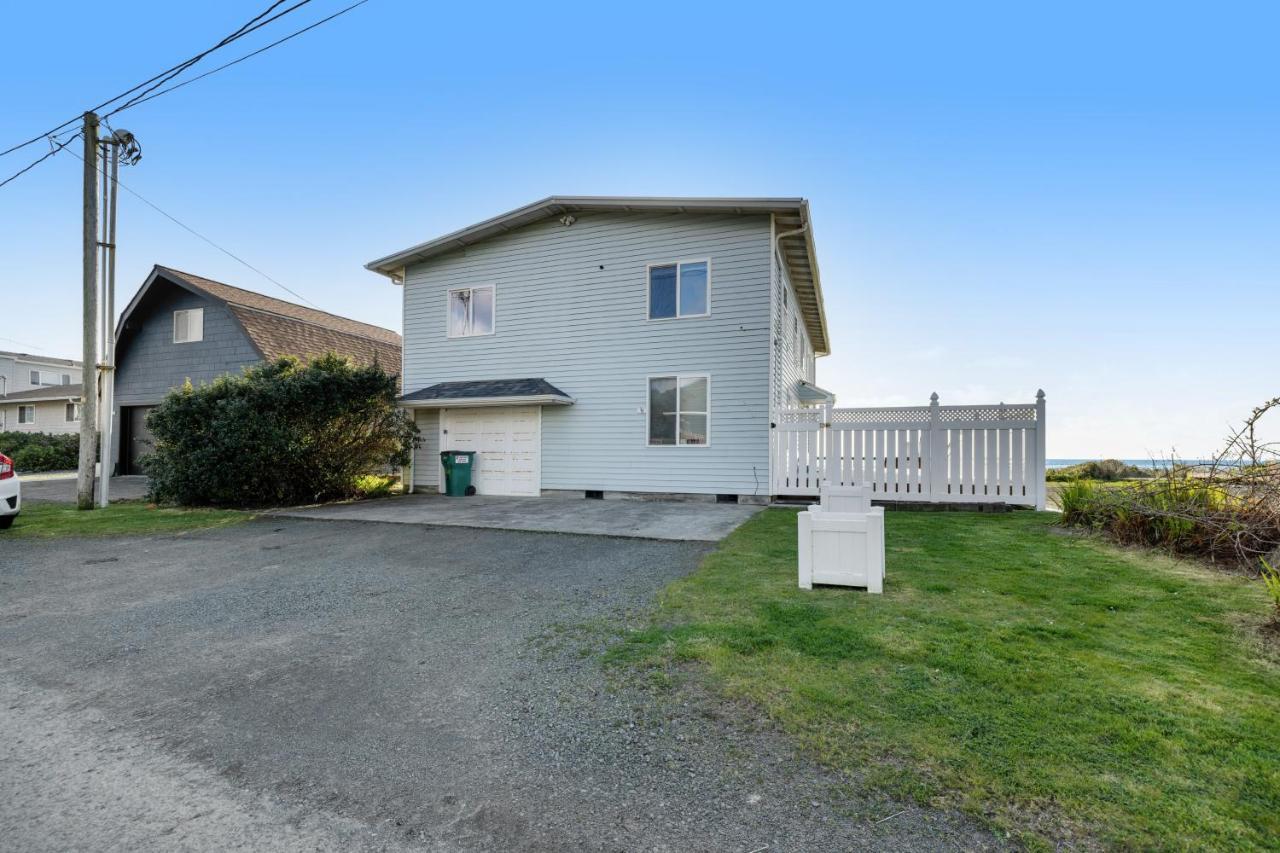 Ace'S Beach House Rockaway Beach Bagian luar foto